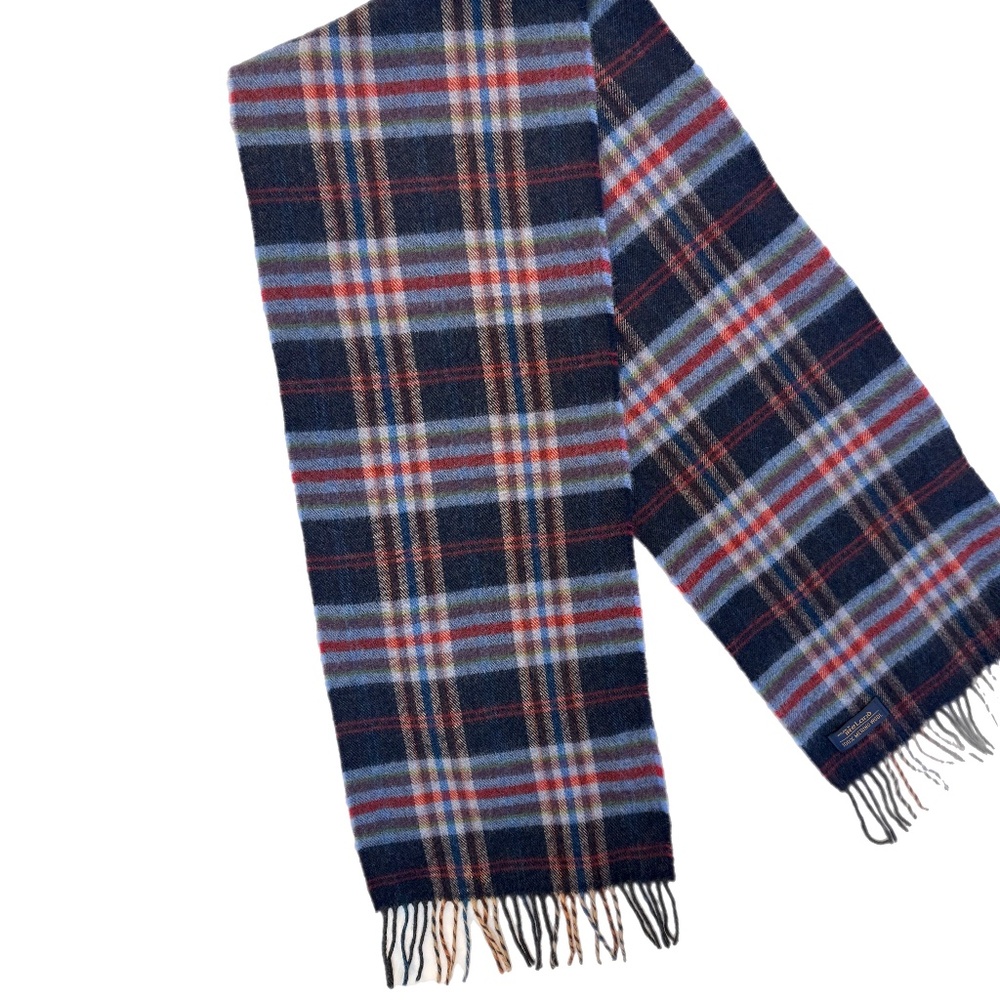 Ireland Merino Wool Scarf 🇮🇪 – Blue & Red Plaid - Made in Ireland - Picture 4 of 10